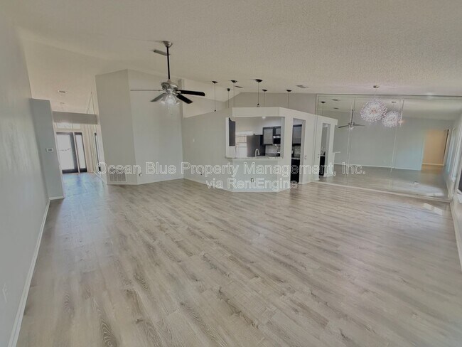 Foto del edificio - 12410 Early Run Ln