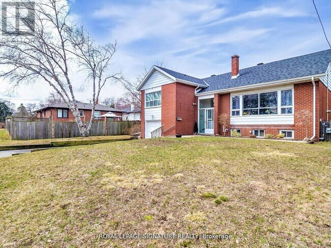 Photo du bâtiment - 1821 Christopher Rd