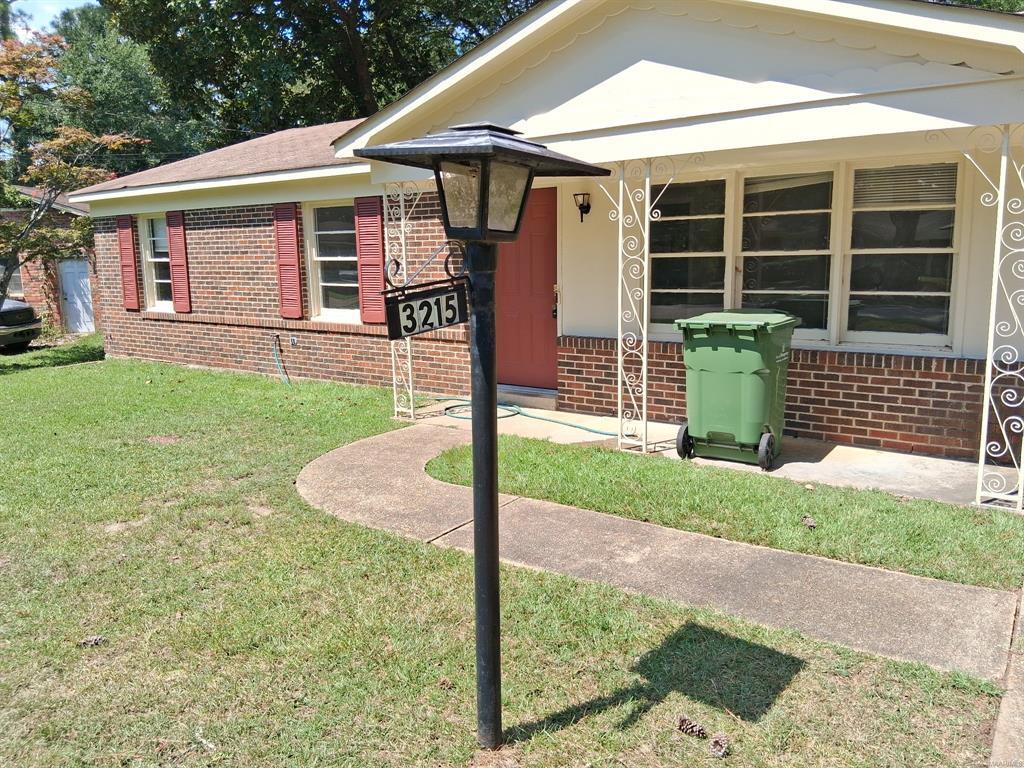 Foto principal - 3215 Fairfax Rd