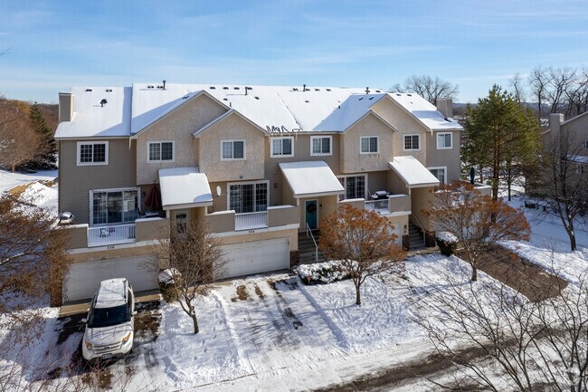 Building Photo - 344-358 Brickyard Dr