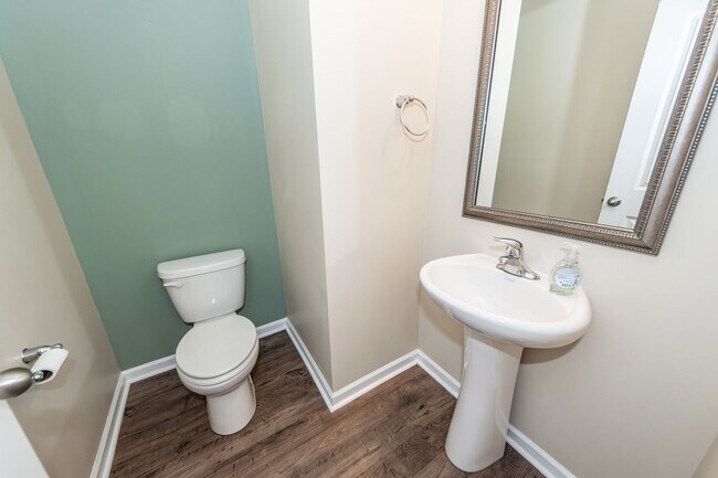 Foto del edificio - 3 Bedroom, 2.5 Bathroom Home in Hunters Bend - Ladson