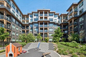 Building Photo - 735 Anskar Ct
