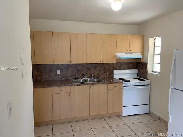 Building Photo - 3639 NW 20th Ct