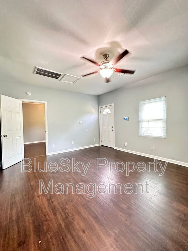 Foto del edificio - 934 5th St SW