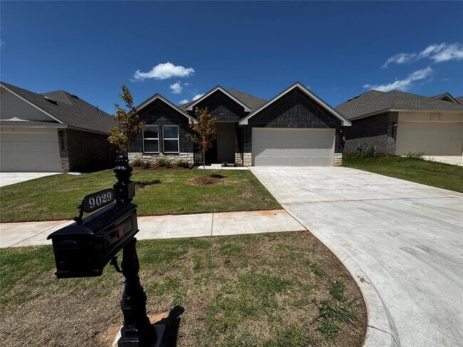 Building Photo - 9029 NW 149th Ter