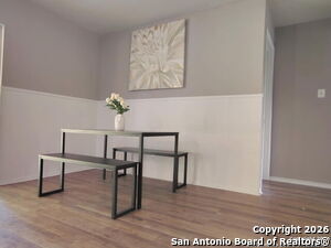 Foto del edificio - 9034 Perma Ln