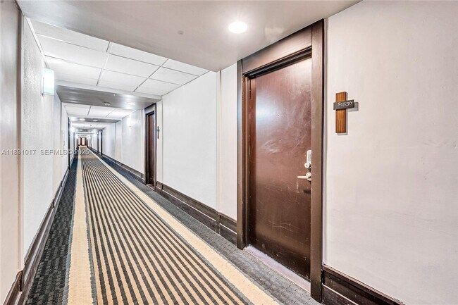 Foto del edificio - 1500 Bay Rd