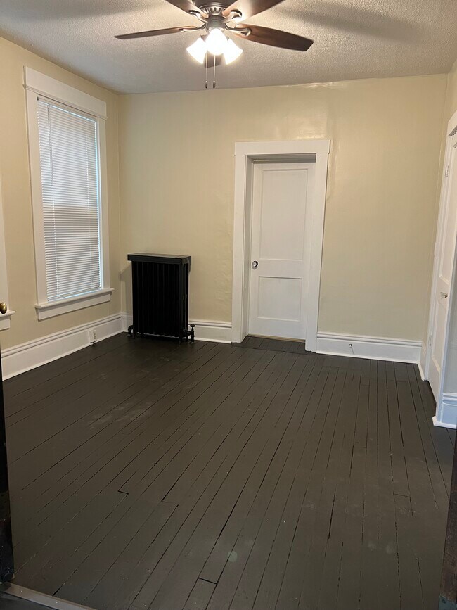 BEDROOM - 34 S Adams St