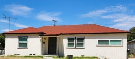 Building Photo - 3525 Verde St