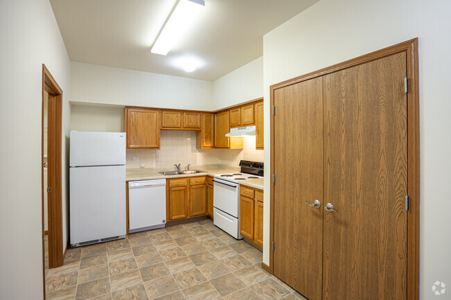 2BR, 2BA - 1130 SF - Summit Valley Apartments