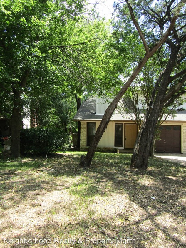 Primary Photo - 7001 Winedale Dr