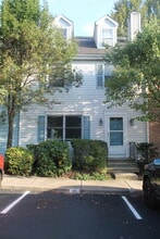 Building Photo - 120 Eaglesmere Cir