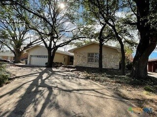 Foto del edificio - 906 Illinois Ave