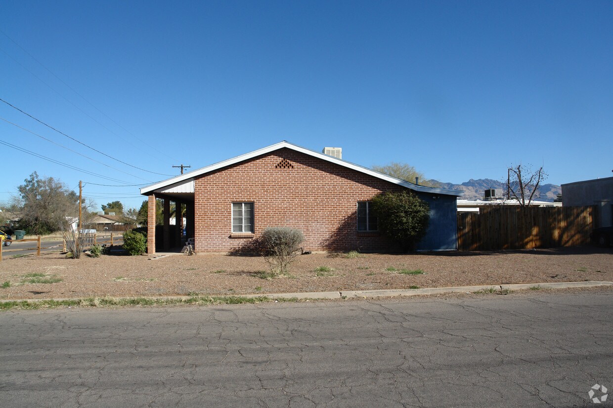 Building Photo - Marlo Apartments