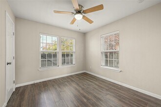 Building Photo - 2803 Cleburne St