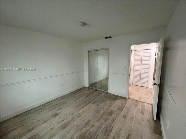 Foto del edificio - 13485 SW 28th St