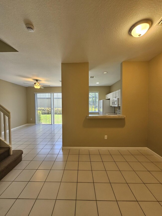 Foto del edificio - 963 Abaco Ln