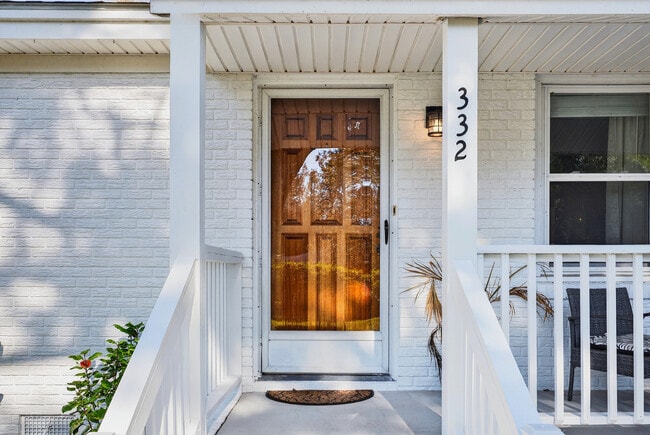 Foto del edificio - 332 Pageland Rd