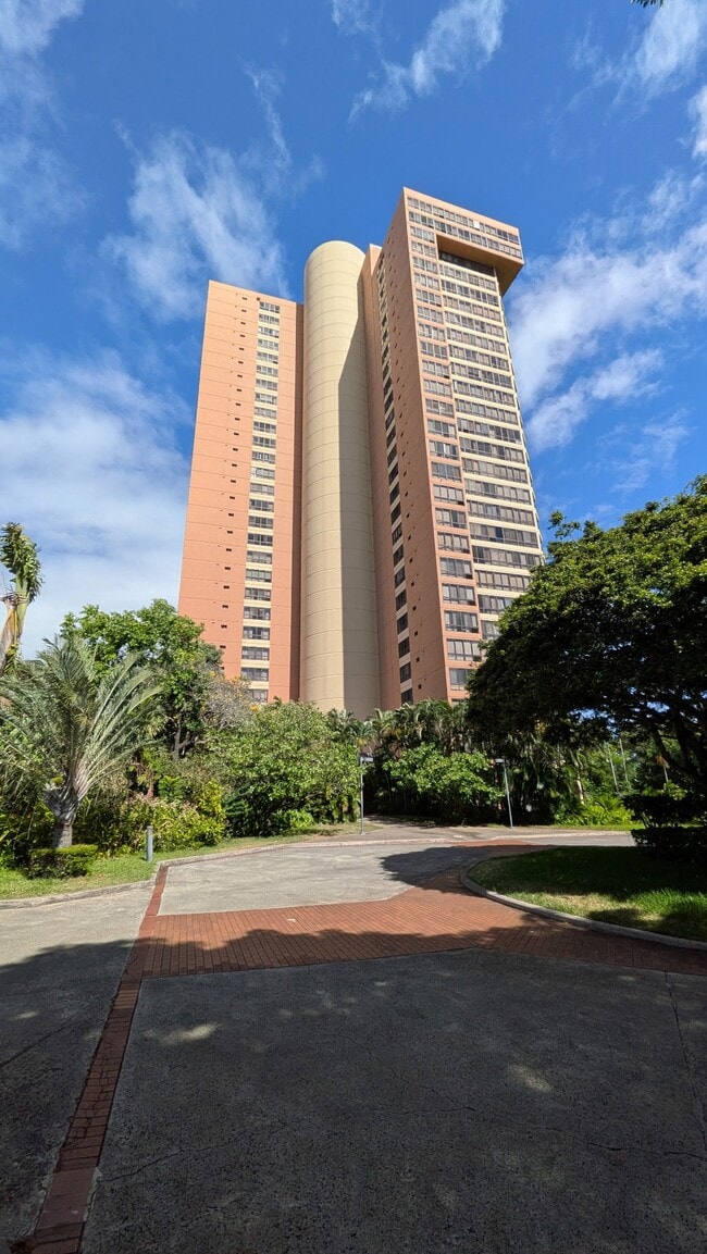 Building Photo - 5333 Likini St