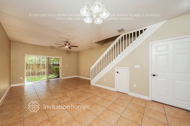 Foto del edificio - 6022 Woodlands Blvd