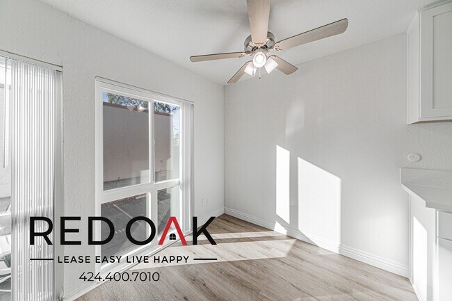 Foto del edificio - 17830 Sherman Way