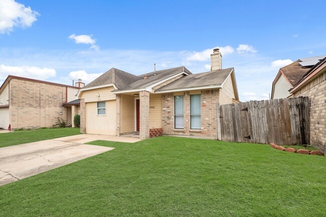 Building Photo - 19952 Stoney Haven Dr