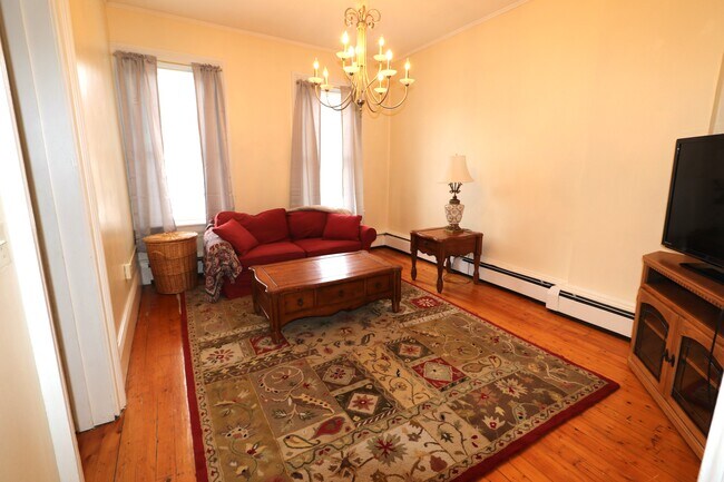 Living room - 13 Main St