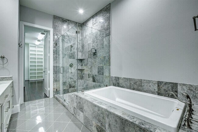 Foto del edificio - 714 Fargo St