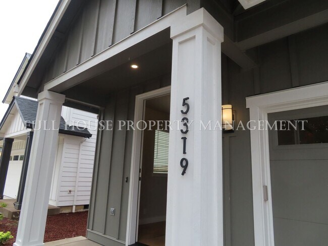 Building Photo - 4 br, 2.5 bath House - 5319 Highbanks Rd