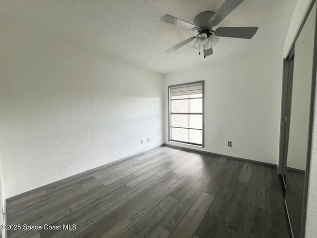 Building Photo - 1225 N Wickham Rd