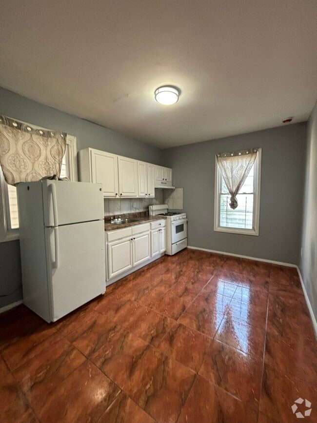 Building Photo - 127 N 14th St