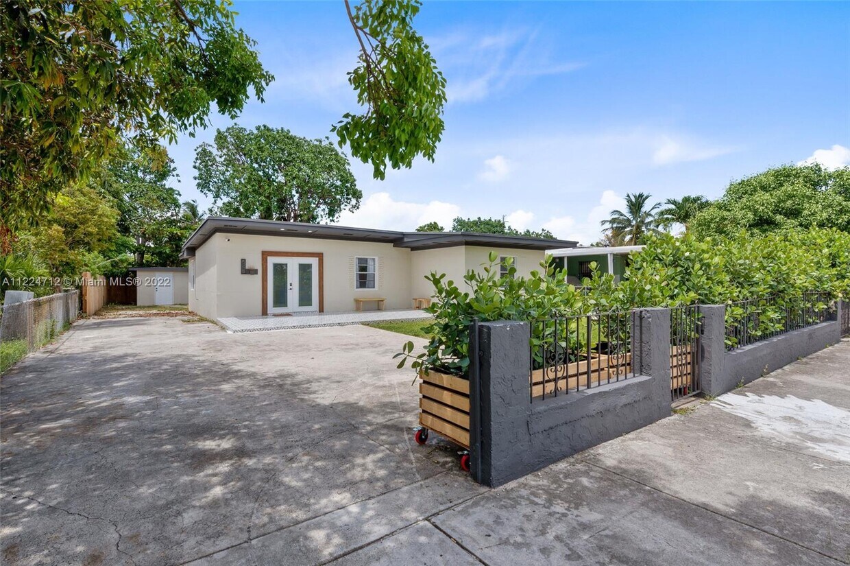 545 NW 116th Ter, Miami, FL 33168 House for Rent in Miami, FL