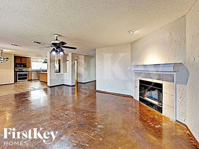 Building Photo - 377 Bayberry Dr