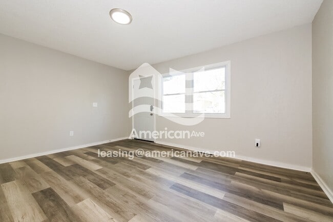 Building Photo - 3715 Mersington Ave