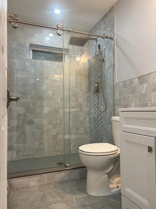 Primary Photo - 130 Pleasantview Ct