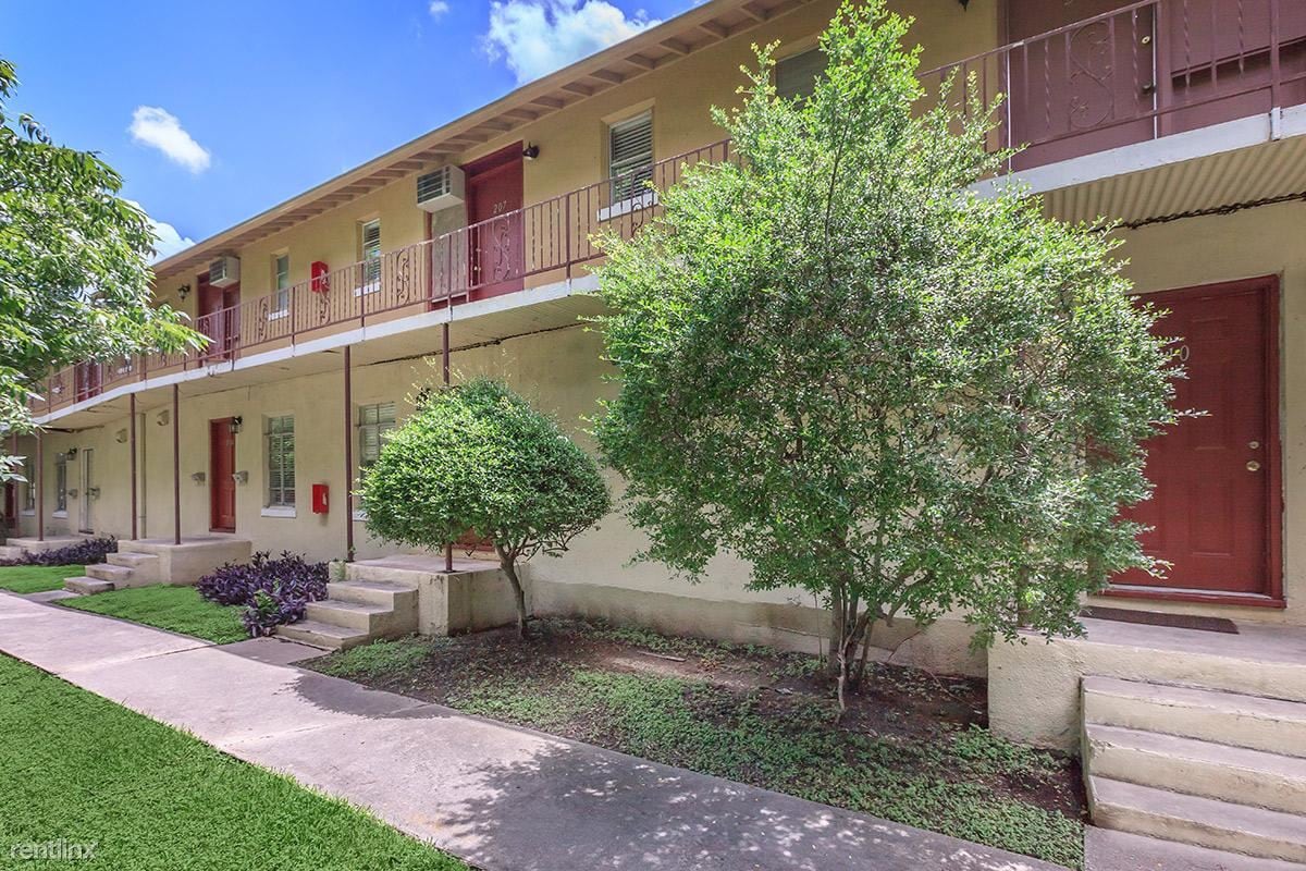 Building Photo - 1515 Contour Dr