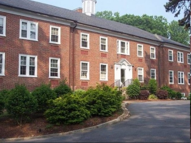 Foto del edificio - Chatham Woods Senior Apartments 55+