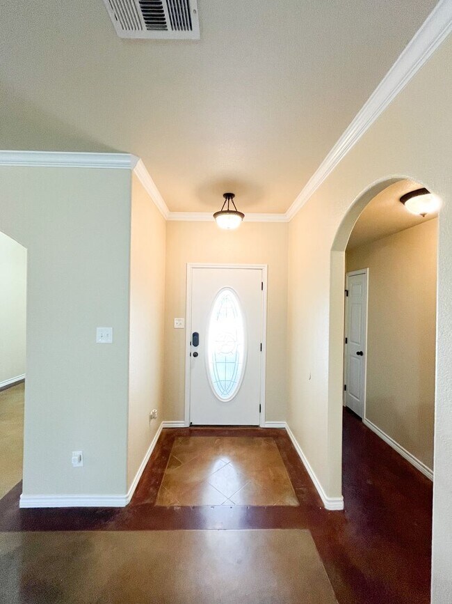 Building Photo - Available 7/16/2025 Beautiful 1 story, 4 b...