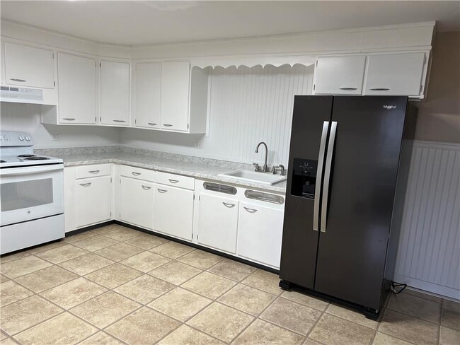 Building Photo - 501 Monocacy Dr