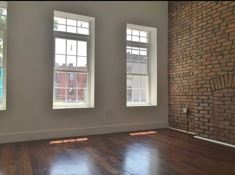Primary Photo - 603 Lincoln Ave