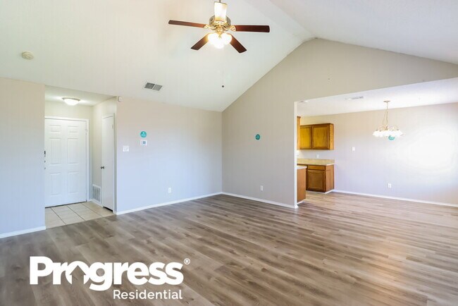 Building Photo - 404 Ridge Dr