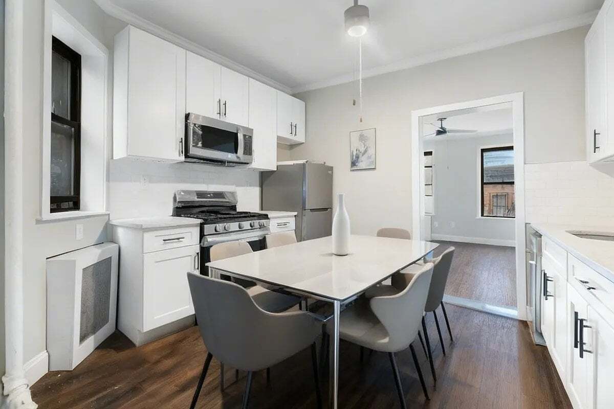 Foto del edificio - 242 Mulberry St