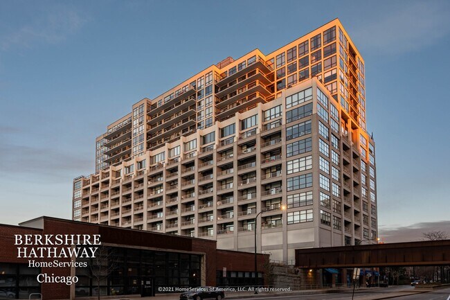Foto del edificio - 1530 S State Street