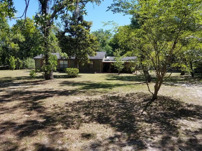 Building Photo - 2615 Indigo Ave