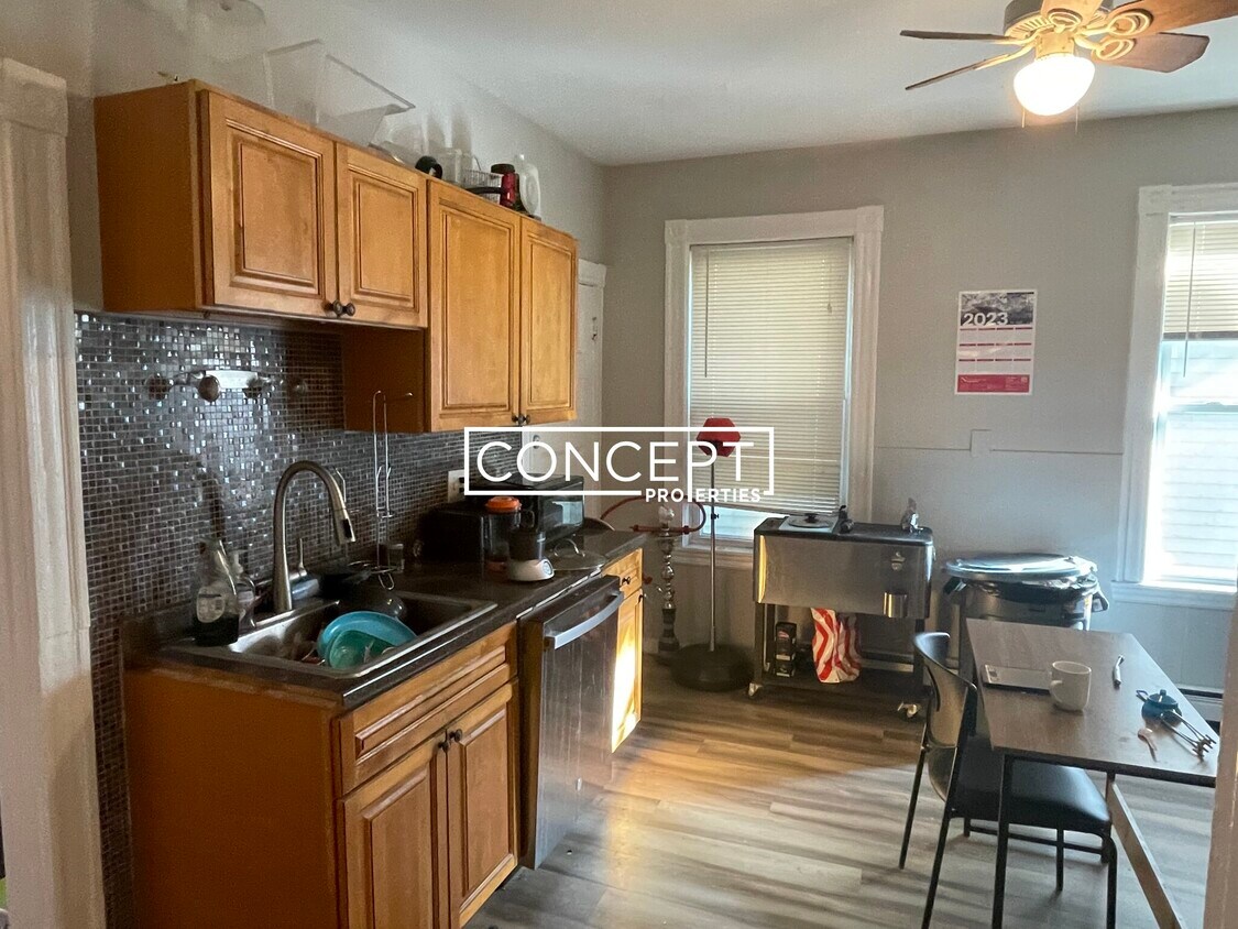 Foto principal - 65 Hillside St