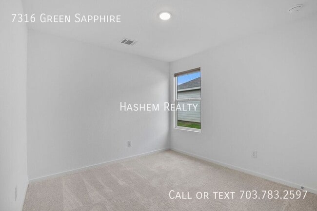 Foto del edificio - 7316 Green Sapphire