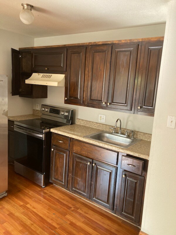 Foto del edificio - 718 N Marsalis Ave