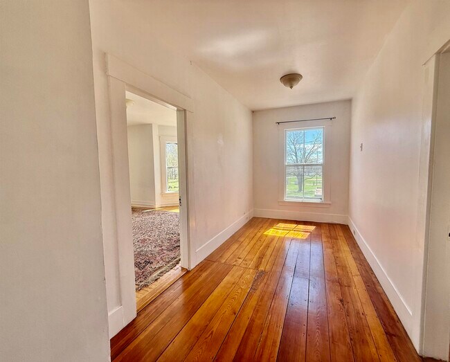 Foto del edificio - 30 Sargents Ave