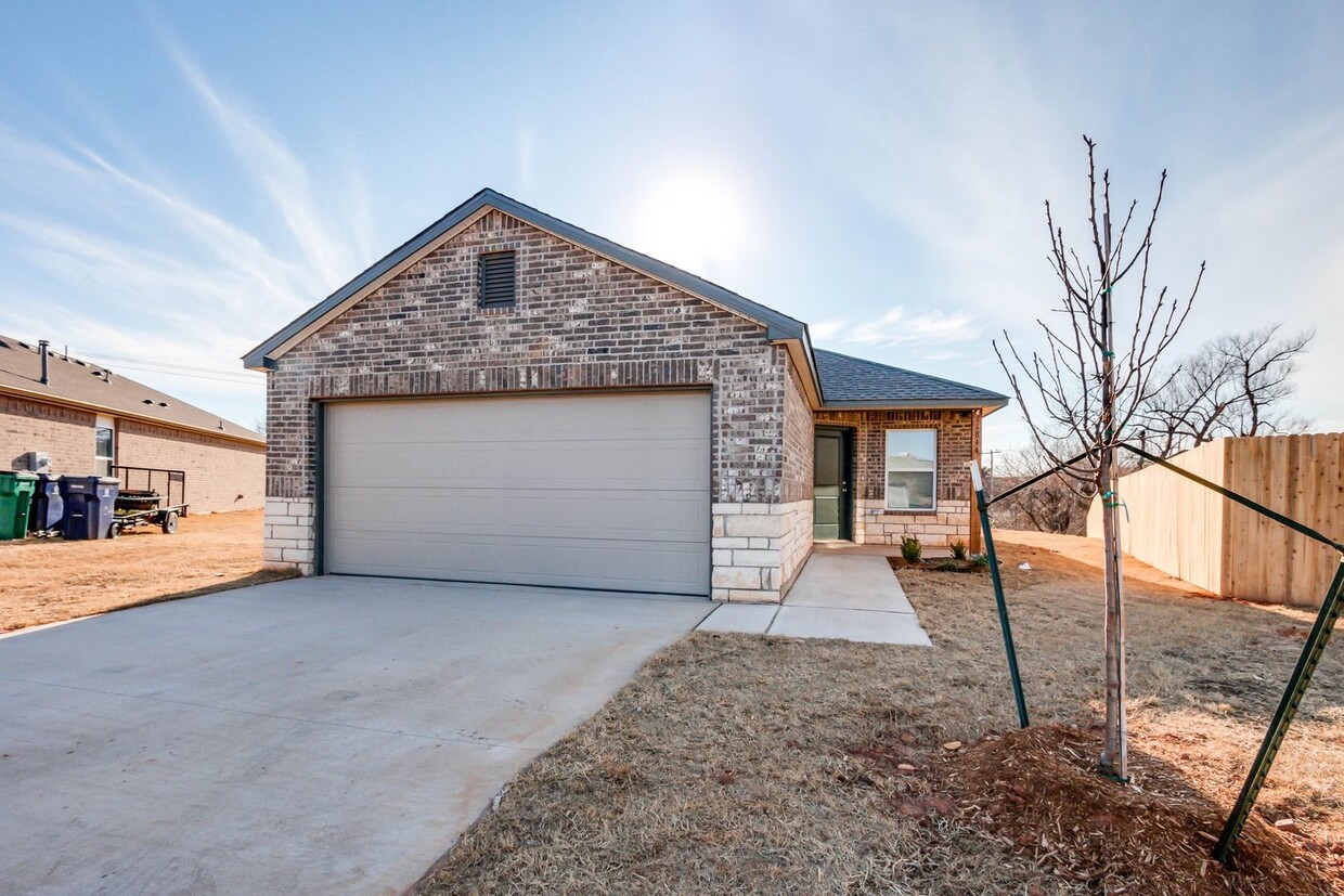 Primary Photo - New construction in Yukon schools