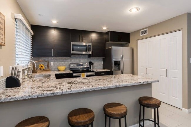 Foto del edificio - 5839 N Granite Reef Rd